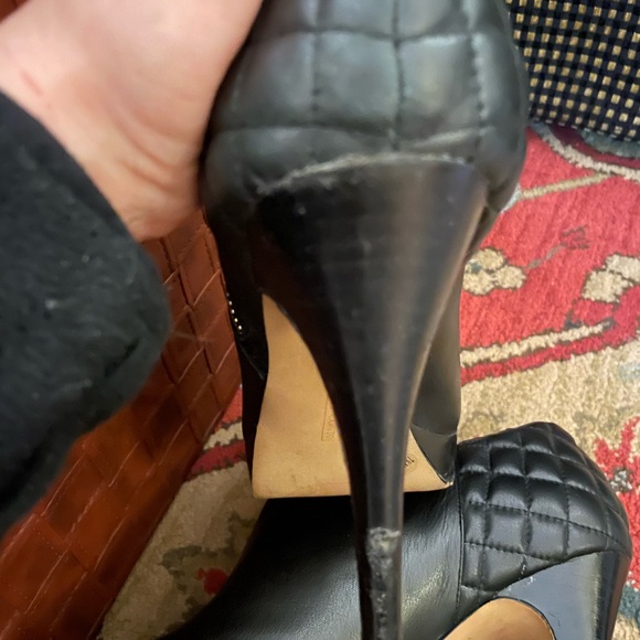 Vince Camuto Black Leather Zip Booties Evgenia size 7.5 - gently used - Picture 6 of 8